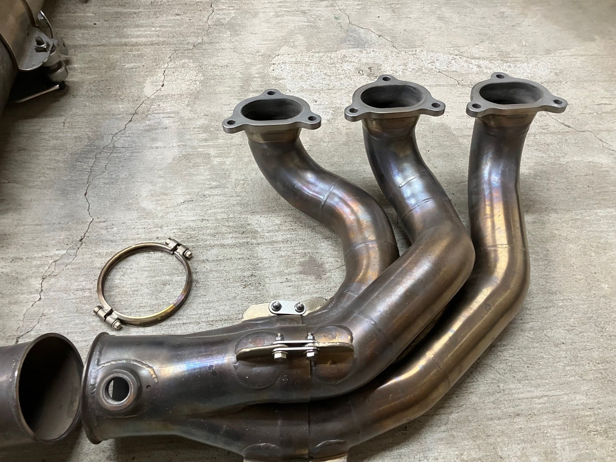 2010 Porsche GT3 - parting out gt3 race car. - Ellwood City, PA 16117, United States