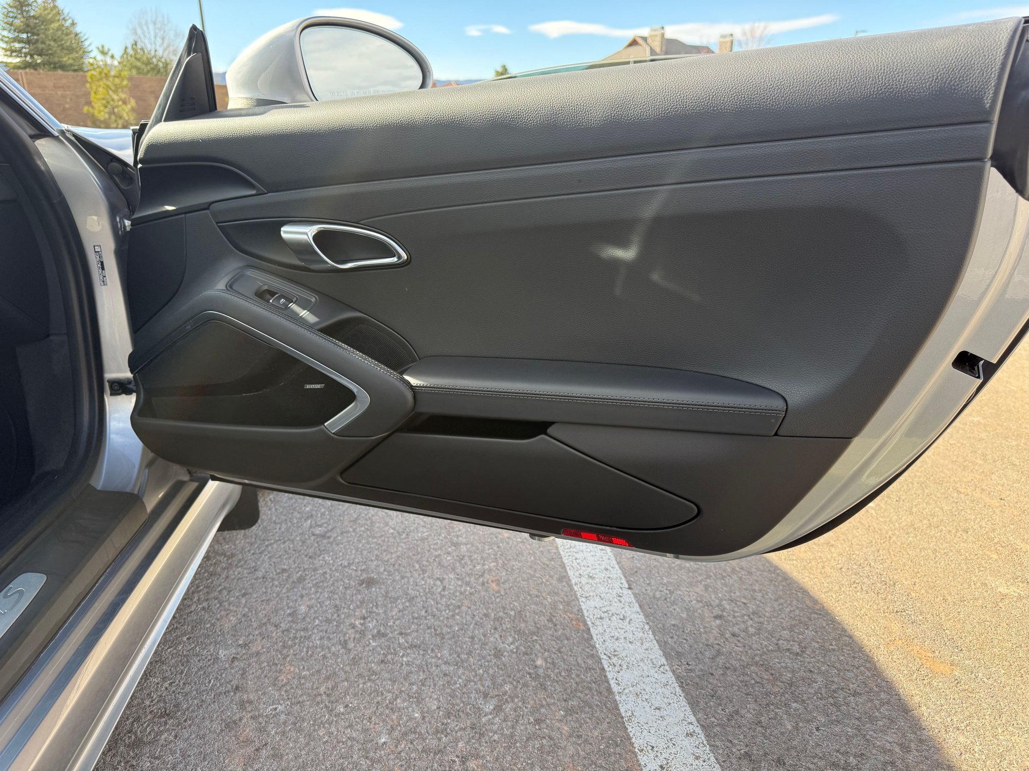 2018 Porsche 718 Cayman - 2018 Porsche Cayman 718s - Used - VIN WP0AB2A87JK278401 - 5,000 Miles - 4 cyl - 2WD - Automatic - Coupe - Silver - Monument, CO 80132, United States