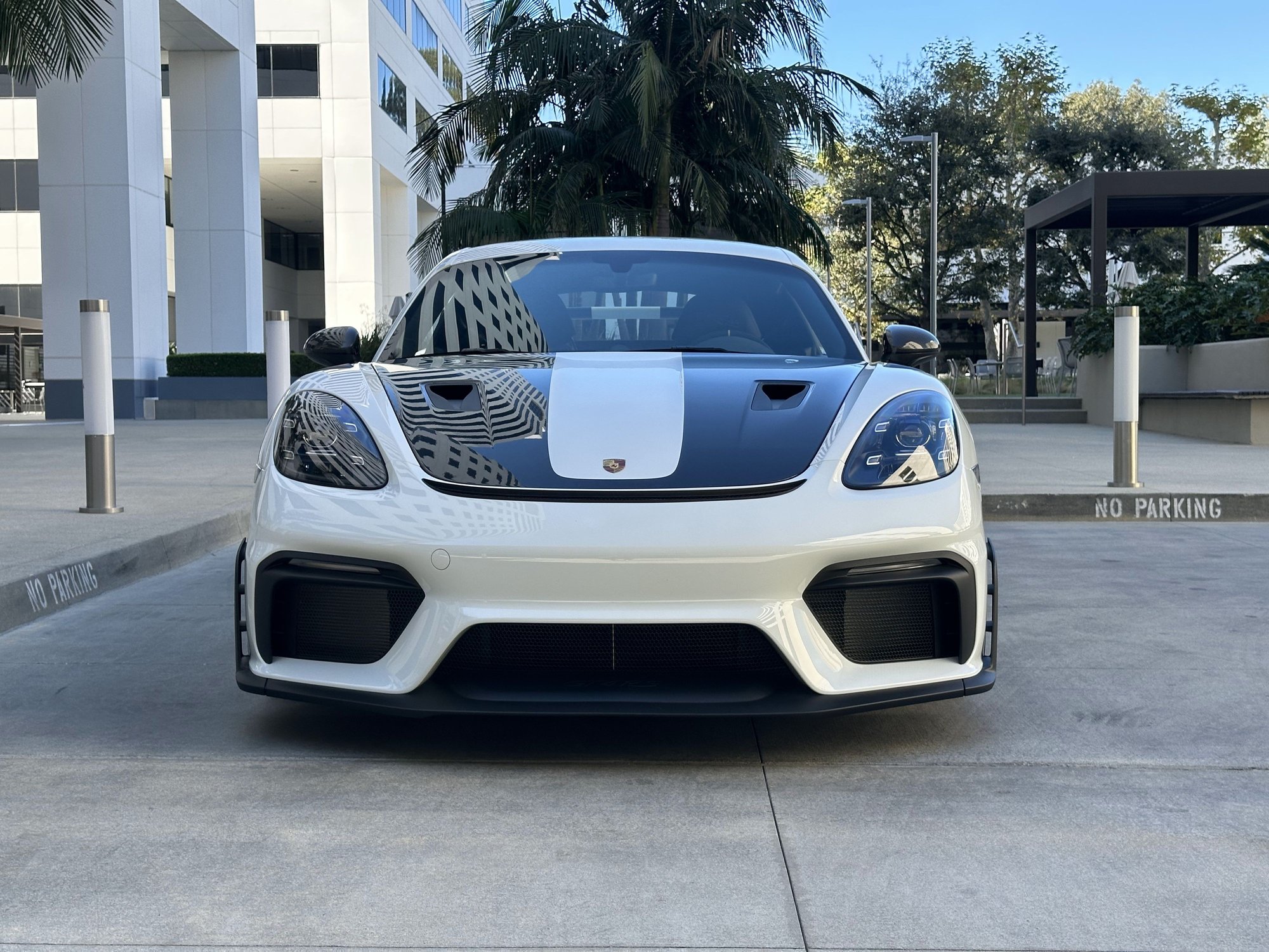 2024 Porsche 718 - 2024 Porsche 718 Cayman GT4 RS Weissach Package - Used - VIN WP0AE2A89RK274871 - 80 Miles - 6 cyl - 2WD - Automatic - Coupe - White - Tarzana, CA 91356, United States