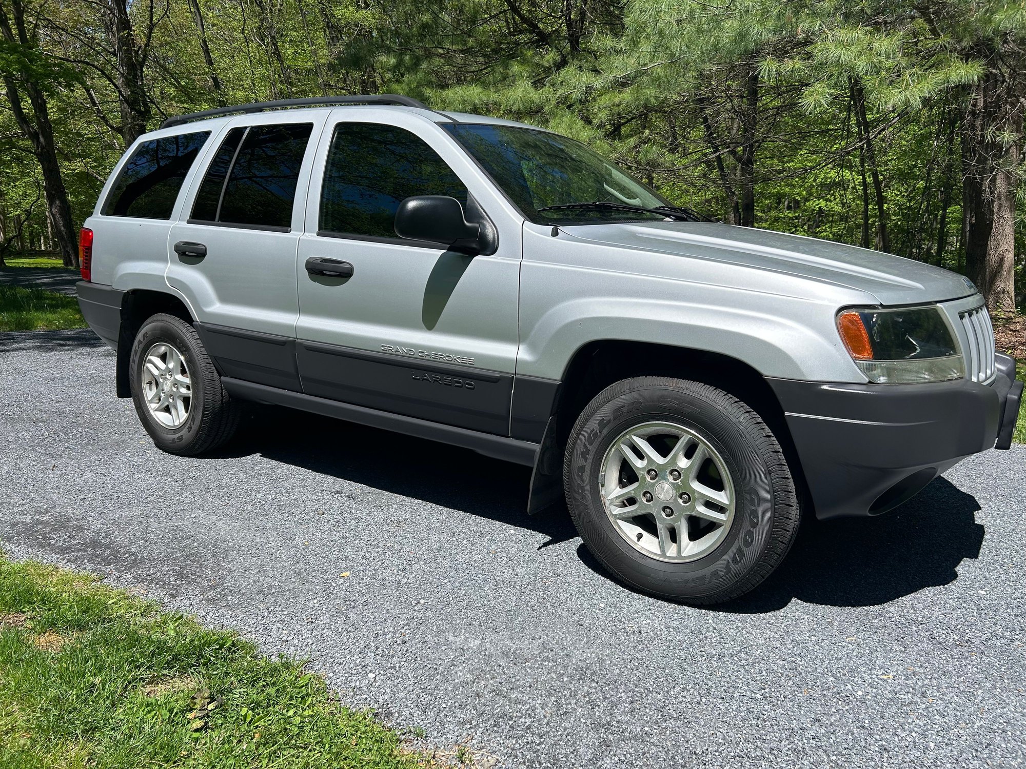 Unicorn Alert- 2004 Jeep Grand Cherokee Laredo 16k miles - Rennlist ...