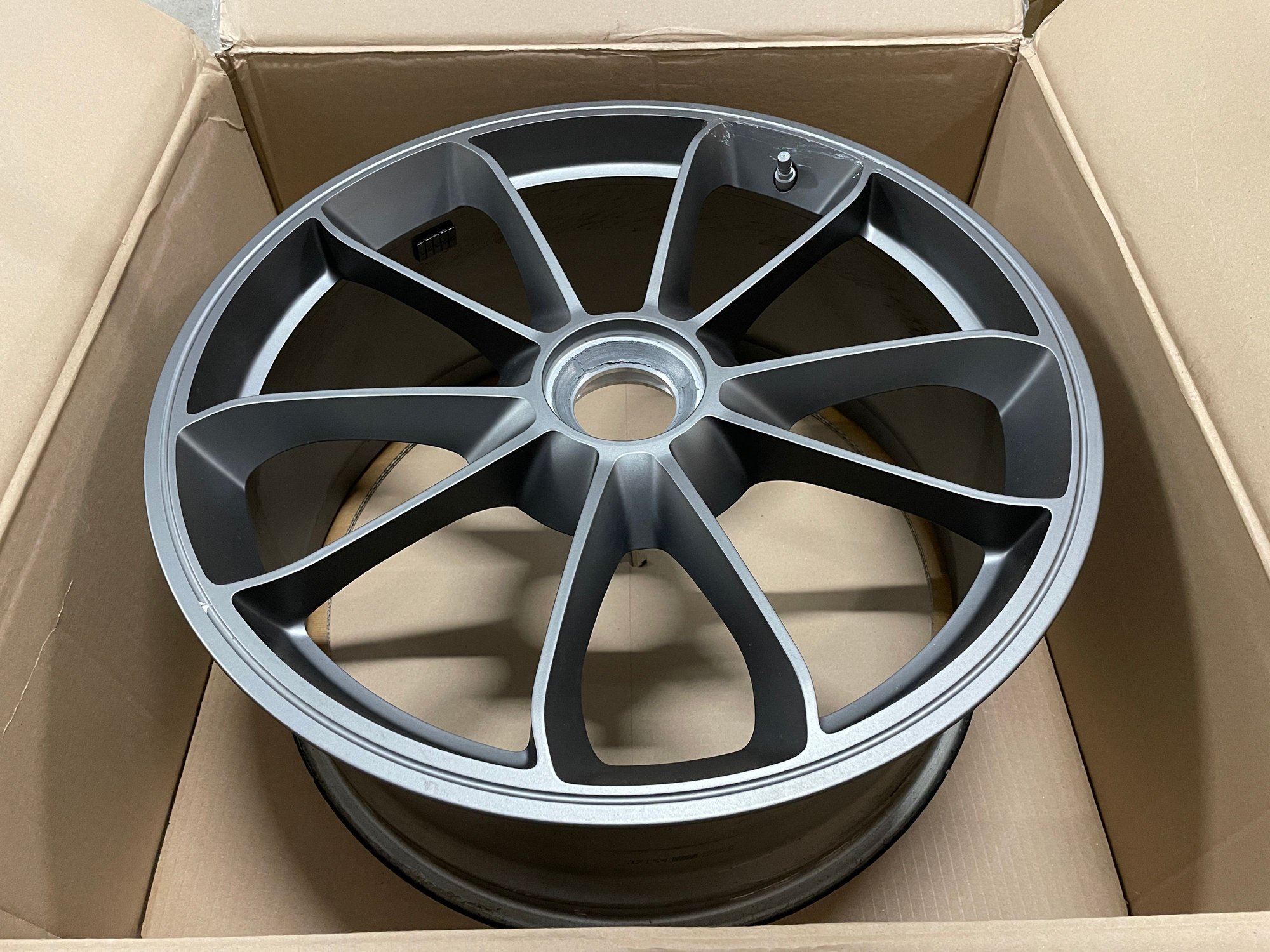 Wheels and Tires/Axles - OEM 991.2 GT3 Wheels in Satin Platinum - Used - Palm Beach, FL 33480, United States