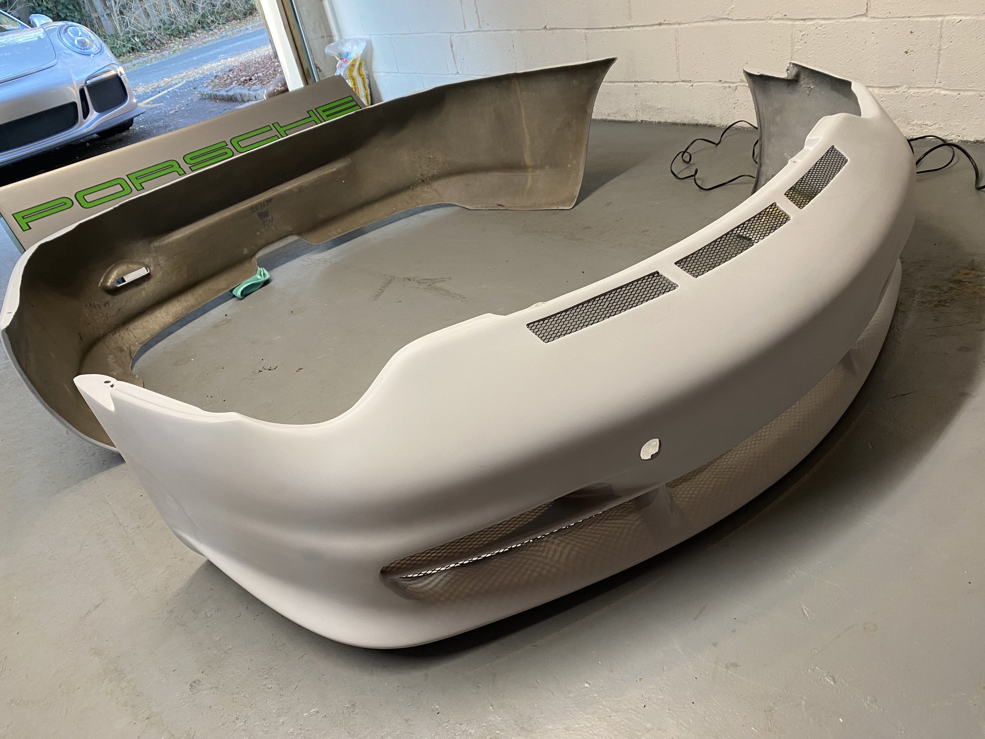 Exterior Body Parts - Porsche 996 Cup Car body parts (Getty) - Used - Cranford, NJ 7016, United States