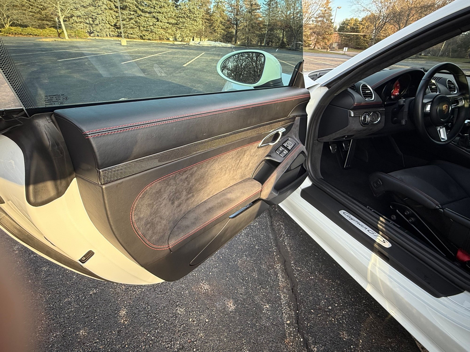 2019 Porsche 718 Cayman - 2019 Cayman GTS 2.5 Manual with Buckets! - Used - VIN WP0AB2A83KS279076 - 17,662 Miles - 4 cyl - 2WD - Manual - Coupe - White - Dublin, OH 43017, United States