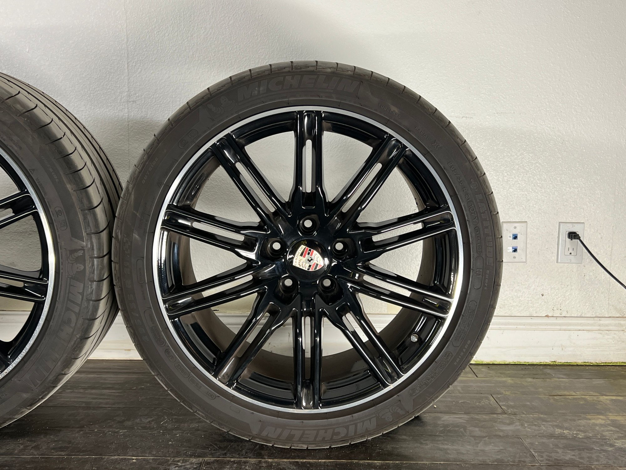 Wheels and Tires/Axles - 21" OEM PORSCHE CAYENNE SPORT EDITION SUMMER WHEEL SET NEW MICHELIN LATITUDE TIRES - Used - 2006 to 2019 Porsche Cayenne - Concord, CA 94520, United States