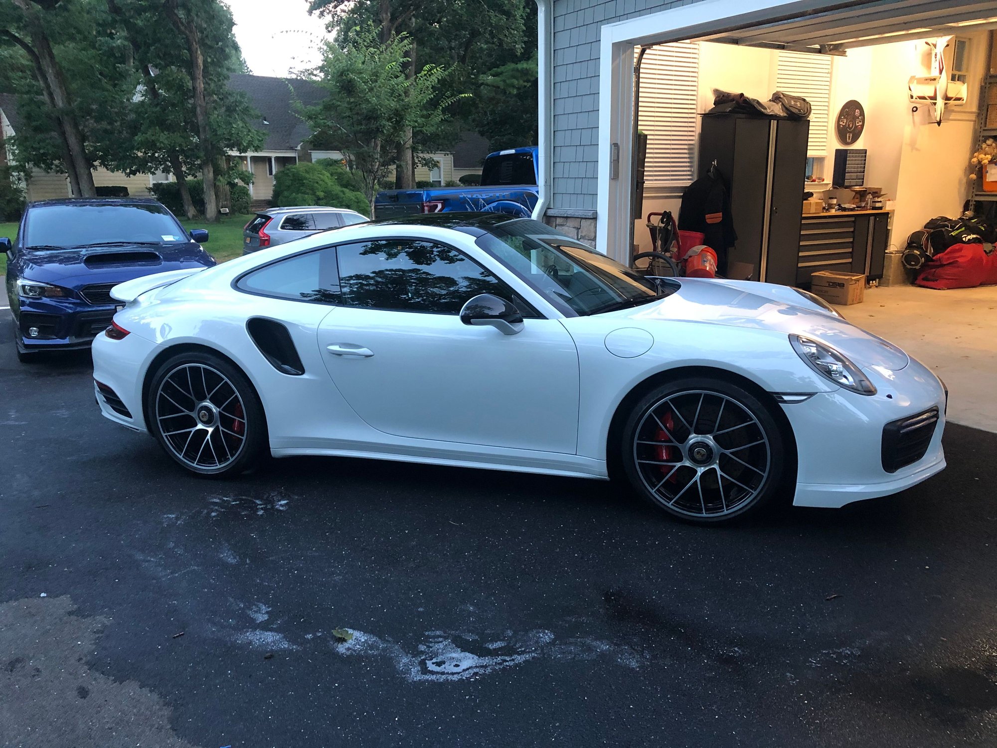 Wheels and Tires/Axles - 20" Porsche 991.2 Turbo Centerlock Wheels, Tires, TPMSFlawless - Used - 2018 Porsche 911 - Roslyn Heights, NY 11577, United States