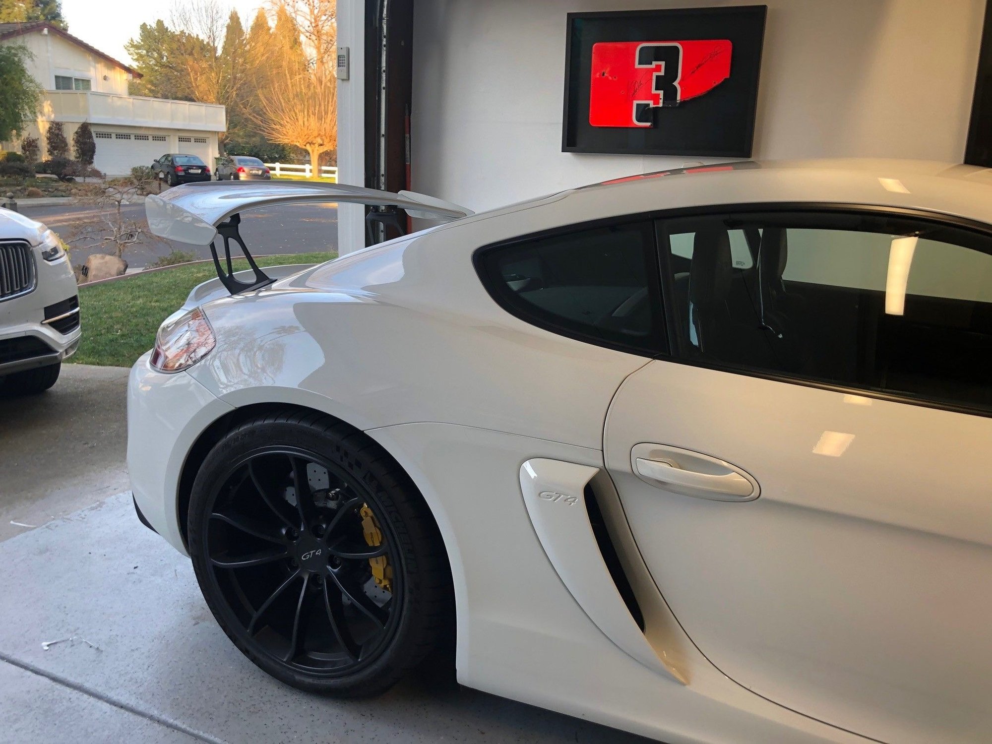 2016 Porsche Cayman GT4 - 2016 Porsche Cayman GT4 - Used - VIN WP0AC2A81GK192667 - 7,900 Miles - 6 cyl - 2WD - Manual - Coupe - White - Danville, CA 94526, United States
