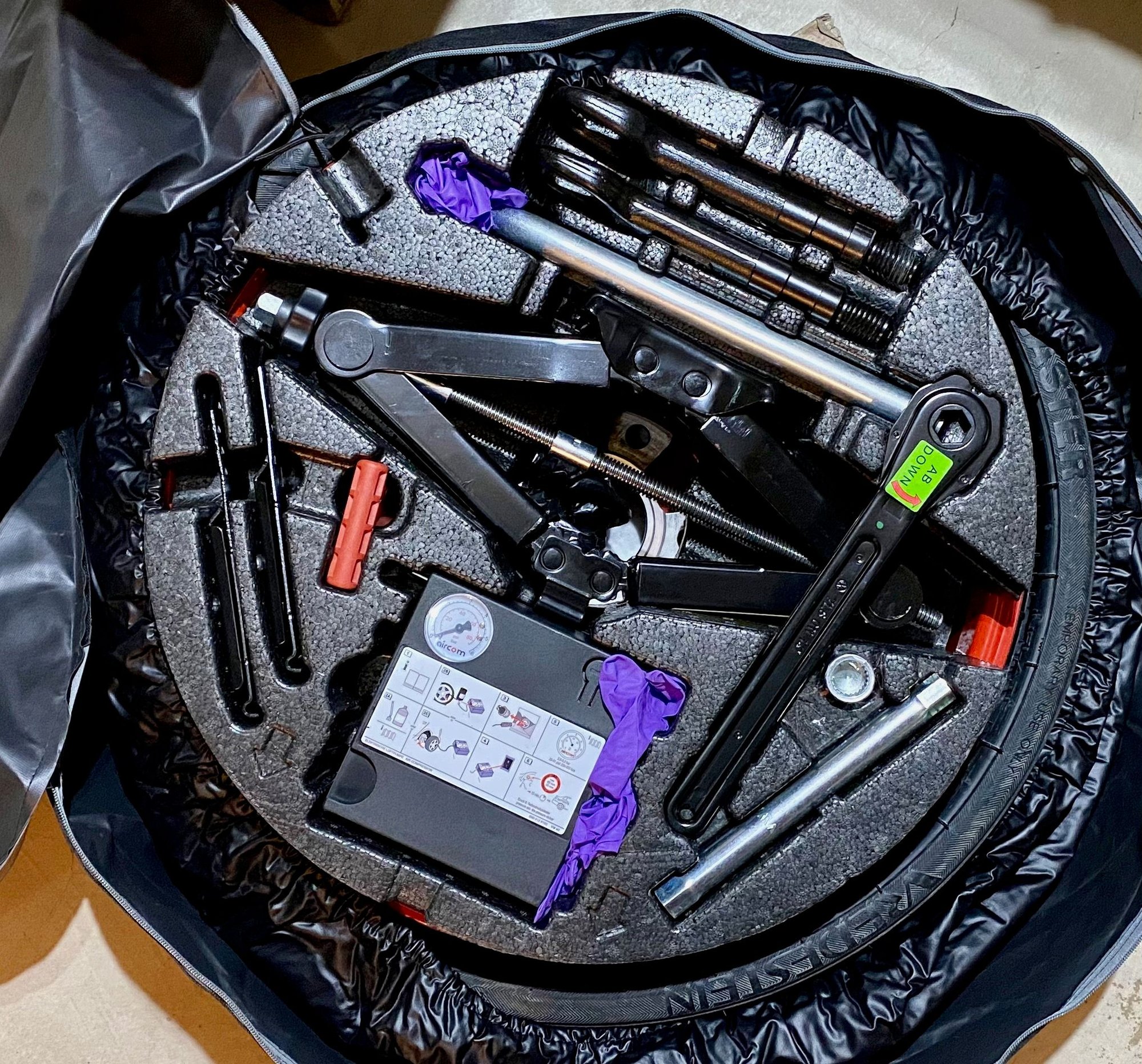 Panamera 971 spare tire kit alternative Rennlist Porsche Discussion