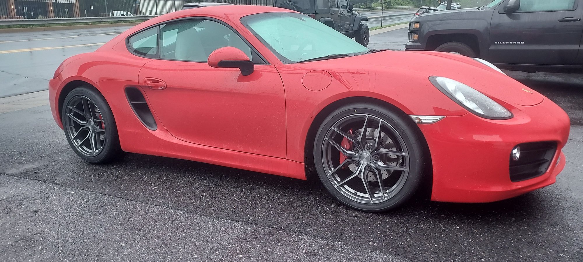 2014 Porsche Cayman - 2014 Porsche Cayman S 6 speed with rare two tone full leather interior (39k miles) - Used - VIN WP0AB2A84EK191030 - 39,200 Miles - 6 cyl - 2WD - Manual - Coupe - Red - Baltimore, MD 21202, United States