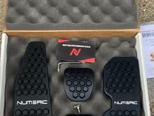 Numeric pedal set