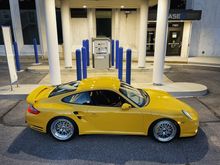 This is exactly how a 997 will sit with this setup on 19” wheels