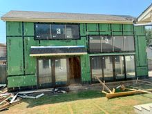 Windows came in. Single post lift on the right side, left side top home office, left side bottom kitchen/bathroom, shower