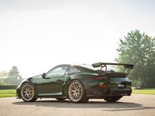 Porsche 991 GT2RS in Underberg Green