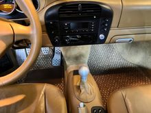 Console delete, weighted shift knob, Coco mats