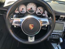 997.1 with 997.2/991.1 paddle steering wheel
