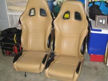 Recover seats to match interior for 968