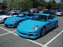 here is my old 997.2 GT3 next to a Riviera car its a very accurate rendition of the two colors