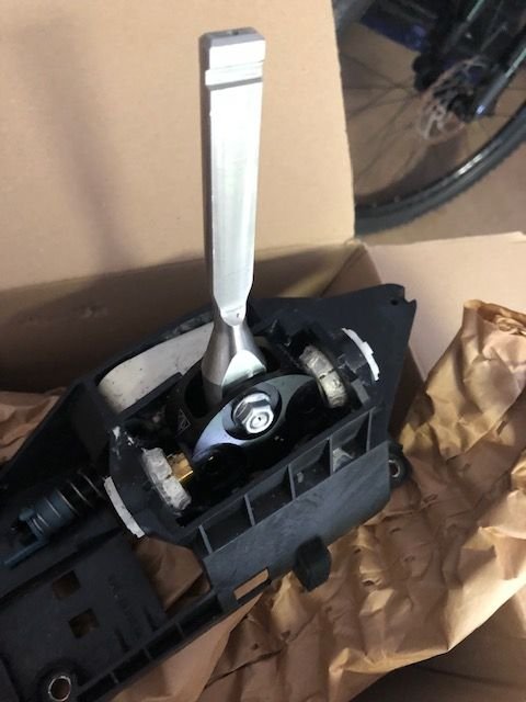 Drivetrain - 997 Shifter Assembly - Used - Fort Worth, TX 76133, United States