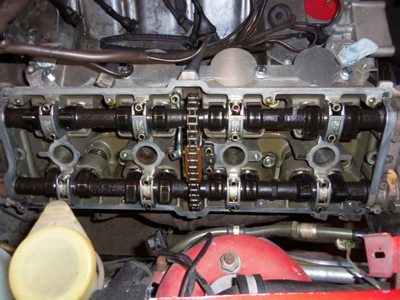 Passenger's side cylinder head and valve train.