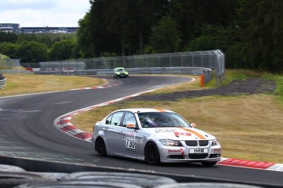 The nice V4 BMW hunted me for 5 laps before he gave up and went ionto the pits. 