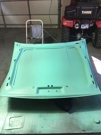 Underside of hood waiting for another coat of Tasty Mint Gruen 😎 after that the clear 