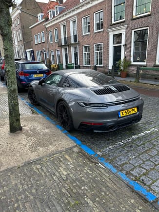 Saw this in Amsterdam too last week. 

I saw many 911’s in Holland during the week we were there. 

We were in Spain the previous 3 weeks and didn’t see any 911’s. 