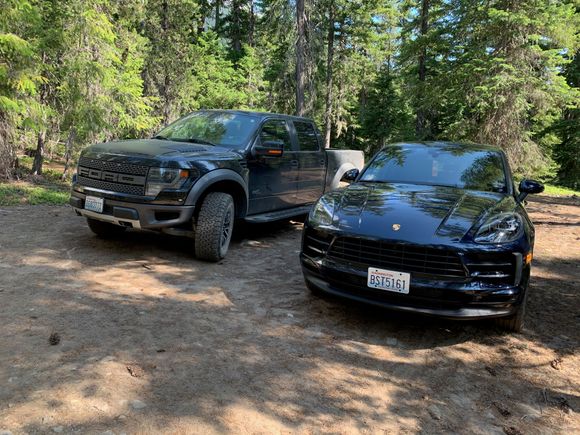 I was in good company at the trailhead.