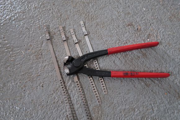 Oetiker crimp clamps and tool. 