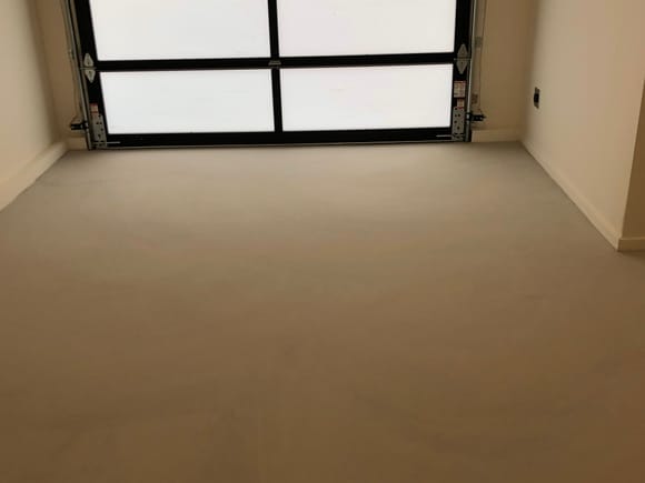 New floor finish. Had polished concrete in my last garage, loved it, but wanted something different this time - so went with a matte white finish.