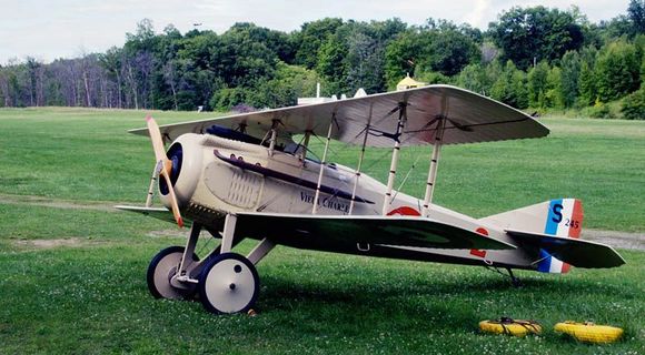 wD3520 Spad flightline