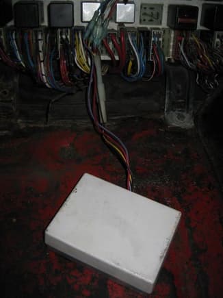 Lambda sensor box
