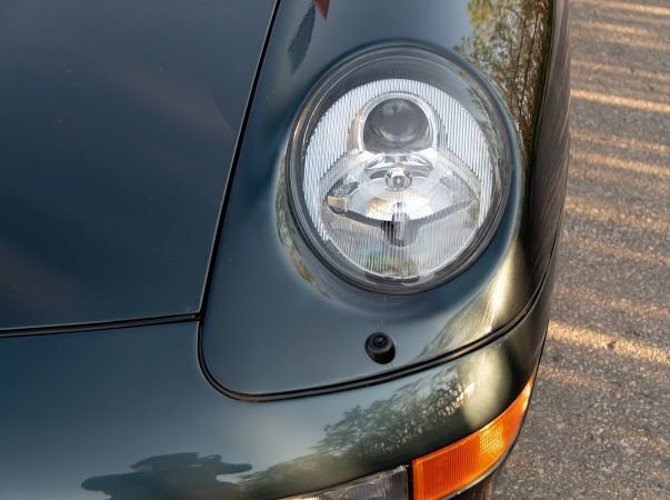 1996 Porsche 911 - Porsche 993 C4 1996 aventurine green 6 speed - Used - VIN WP0AA2994TS321126 - 97,000 Miles - 6 cyl - AWD - Manual - Coupe - Other - North York, ON M3J2K6, Canada