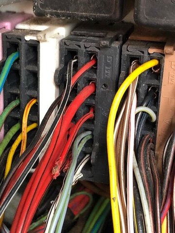 Fuse panel wiring question 1987 S4 - Rennlist - Porsche Discussion Forums