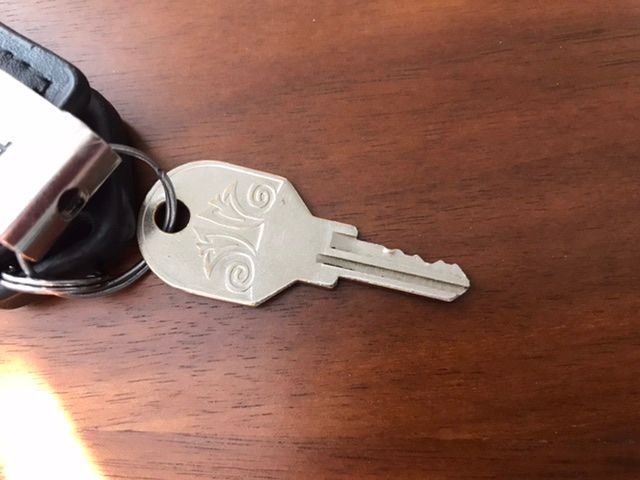 Original key FOB vs. Asian replica - 6SpeedOnline - Porsche Forum