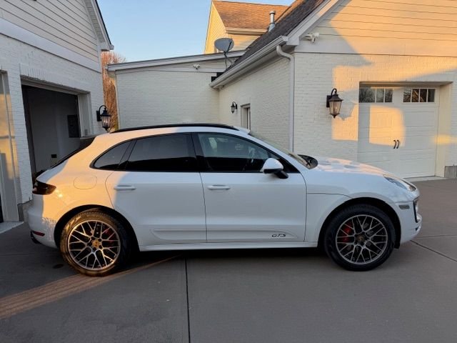 2018 Porsche Macan - 2018 Macan GTS for sale - very low miles - Used - VIN WP1AG2A51JLB65298 - 16,800 Miles - 6 cyl - AWD - Automatic - SUV - White - Cincinnati, OH 45039, United States