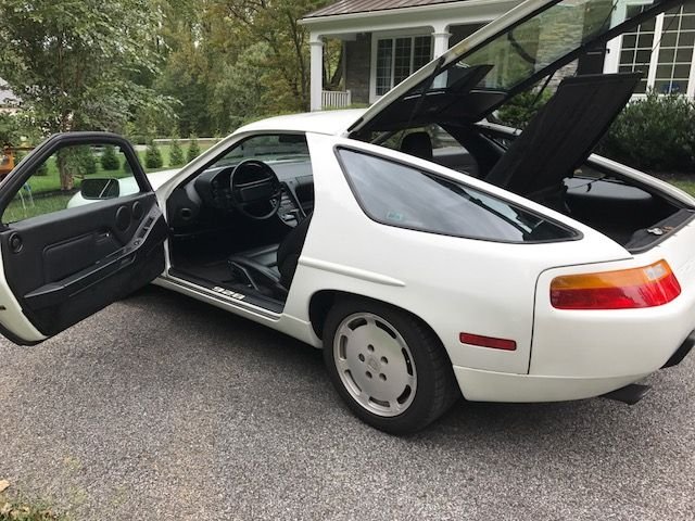 1989 Porsche 928 - 1989 Porsche 928 S4 auto with <22k miles - Used - VIN WP0JB0922KS860329 - 21,900 Miles - 8 cyl - 2WD - Automatic - Coupe - White - Chadds Ford, PA 19317, United States