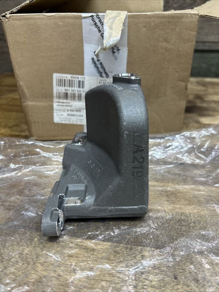 9A1.107.332.71 Oil Tank