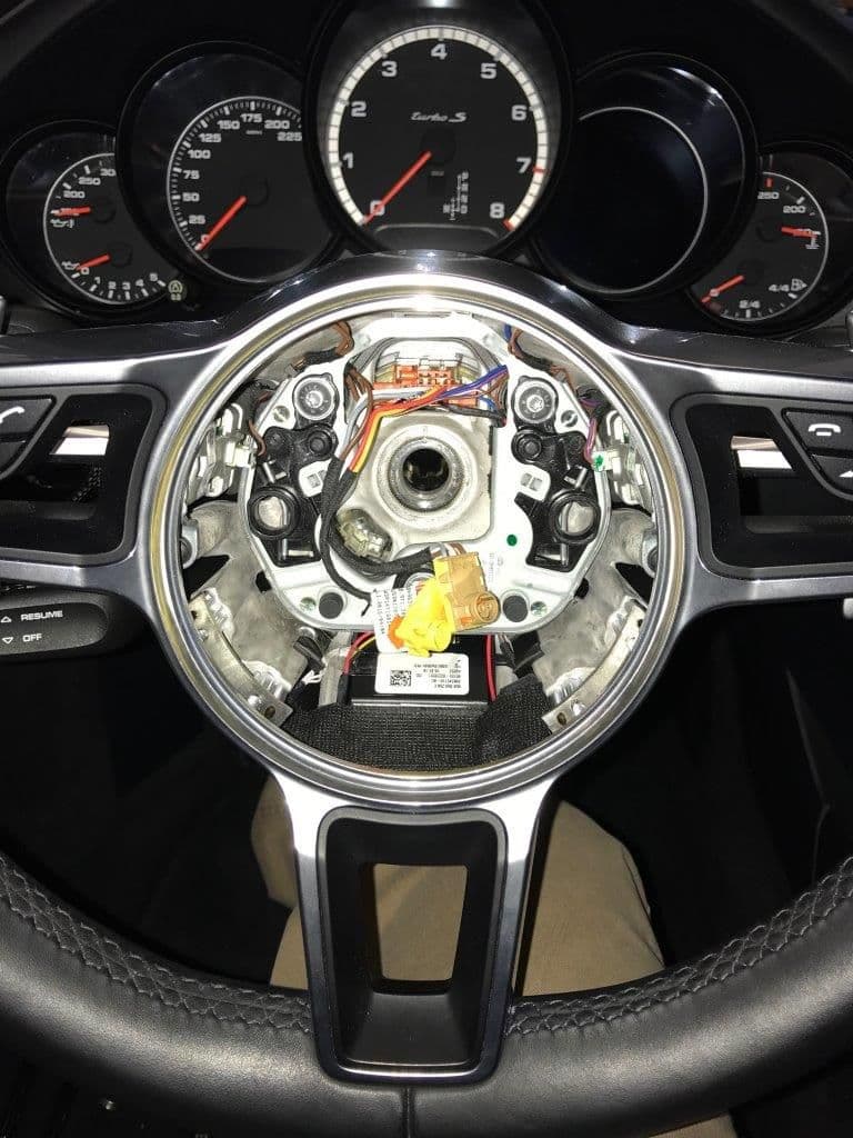 Interior/Upholstery - FS: 991.2 Multi function Steering Wheel with GPS Adapter for 991.1 Retrofit - Used - 2012 to 2016 Porsche 911 - Leawood, KS 66224, United States