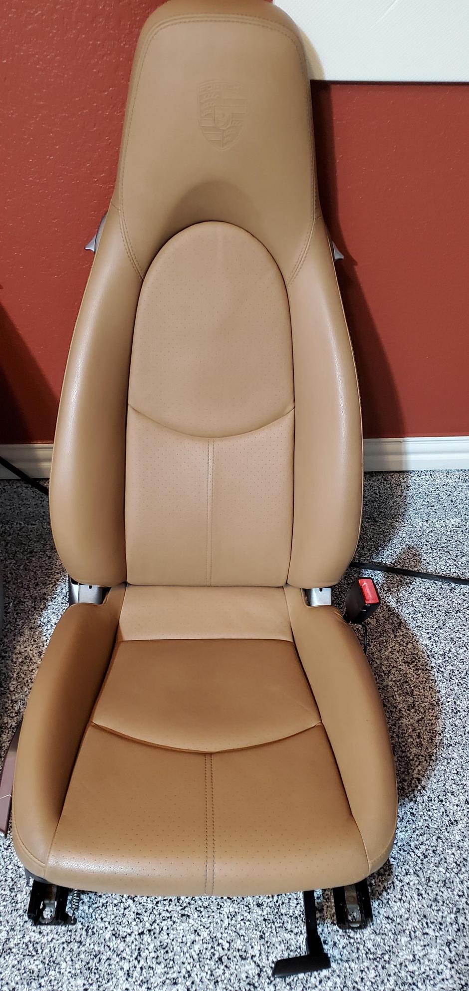 Interior/Upholstery - 987/997 Comfort, Sand Beige, Manual, Heated, Crested Seats - Used - 2004 to 2012 Porsche 911 - 2004 to 2012 Porsche Boxster - 2005 to 2012 Porsche Cayman - Dallas, TX 76063, United States