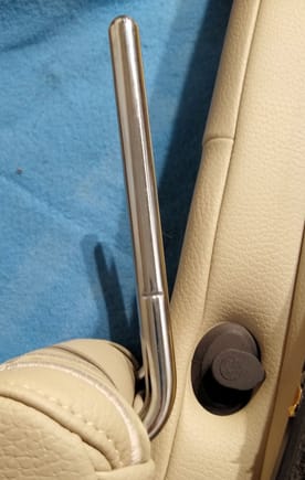 notch on rear seat headrest post that holds it in place