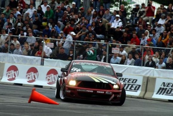 2006 ken gushi drives mustang gt in drifting competition 1