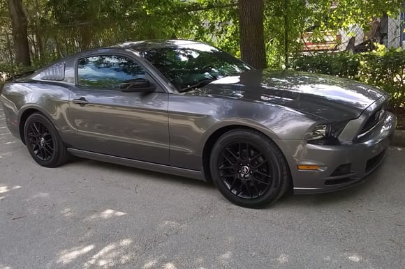 2014 .3.7 v6 Auto with 3.31 gears and Ford racing traction LOK differential .I also  installed a 73MM BBK throttle body,AEM air filter,Air Raid cold air intake  and Bama tune from AM..