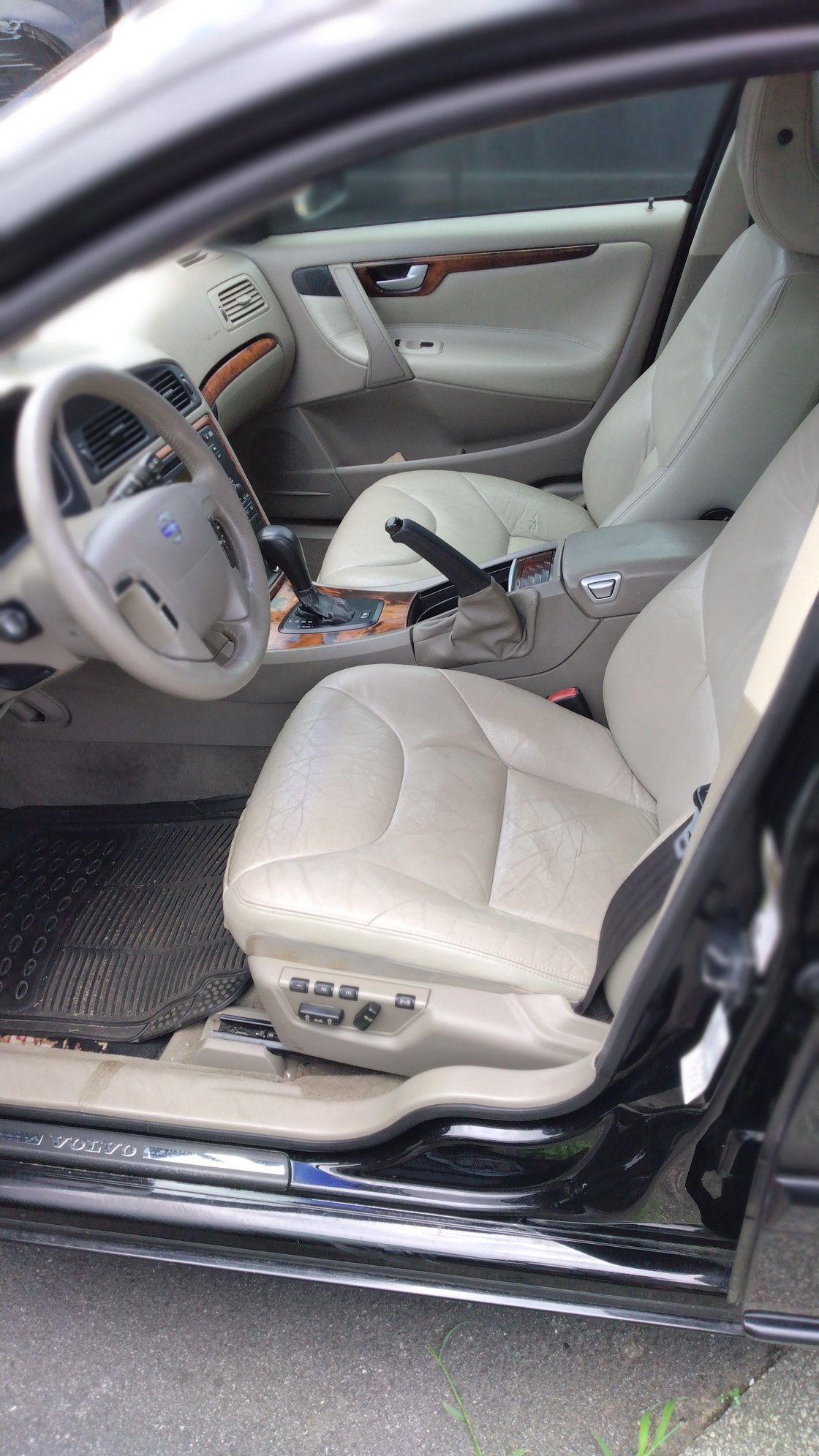 2006 Volvo V70 - Volvo v70 2.5t for sale in georgia - Used - VIN YV1S W592 X625 89 - 118,600 Miles - 5 cyl - 2WD - Automatic - Wagon - Black - Atlanta, GA 30305, United States