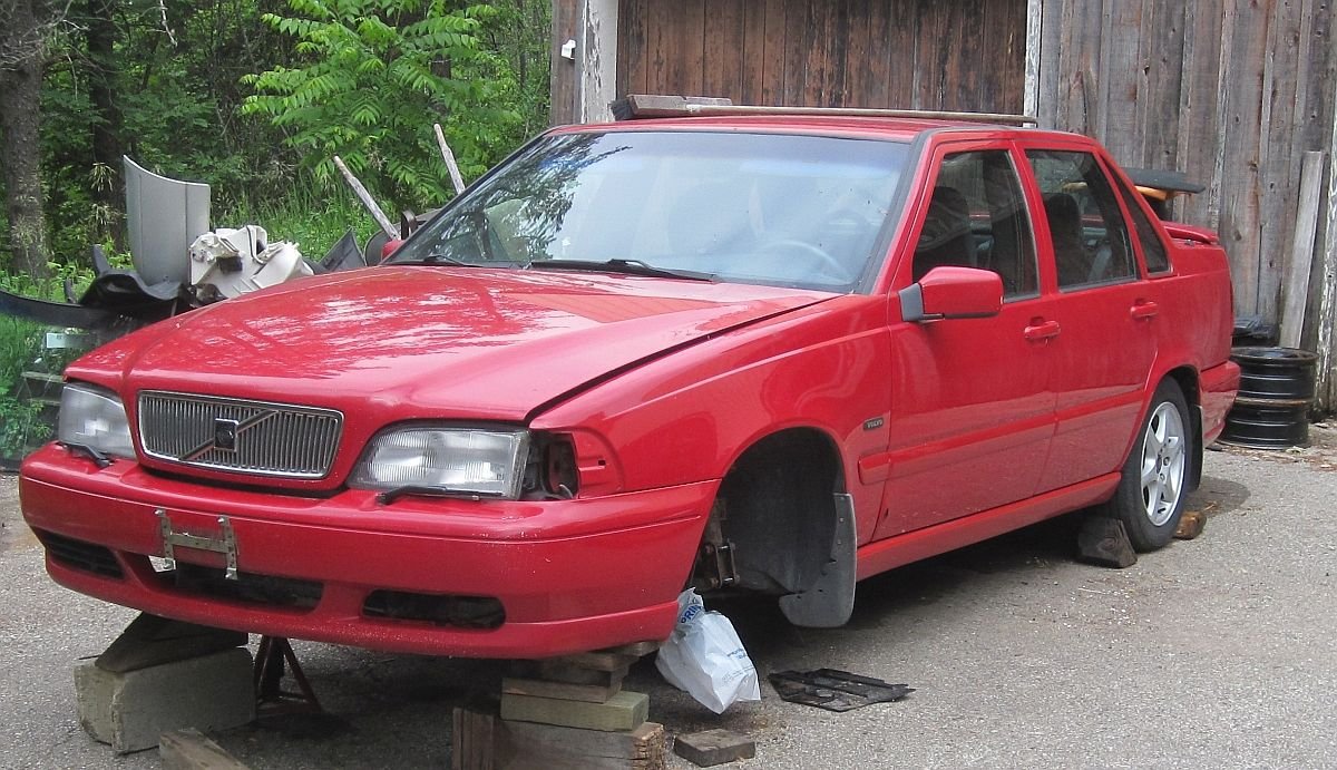 1998 Volvo S70 - Parts from '98 S70 - Caledon Village, ON L7K1E8, Canada