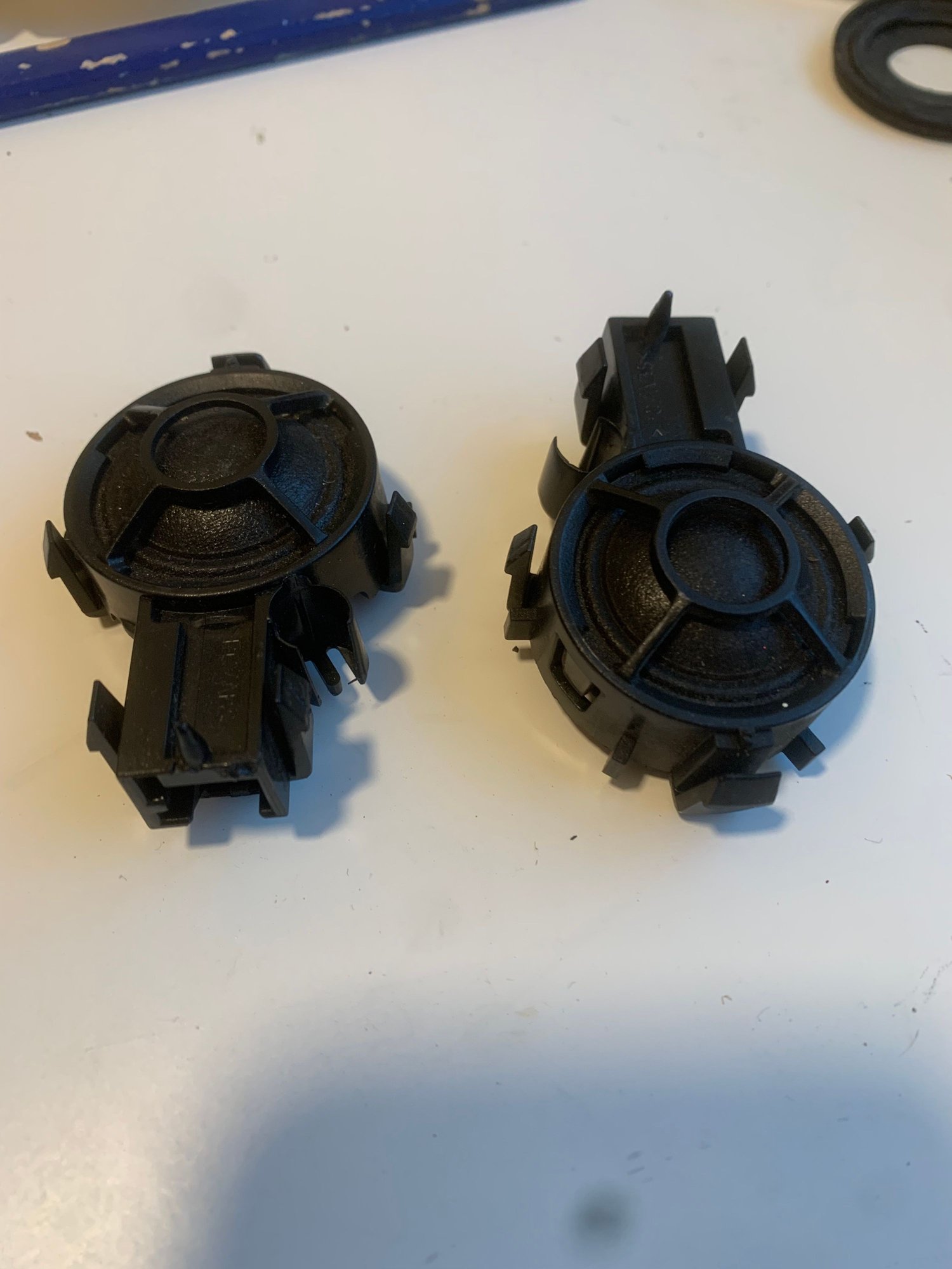 Audio Video/Electronics - 04 V70 “premium” speakers - Used - 2001 to 2004 Volvo V70 - Bridgewater, MA 02324, United States