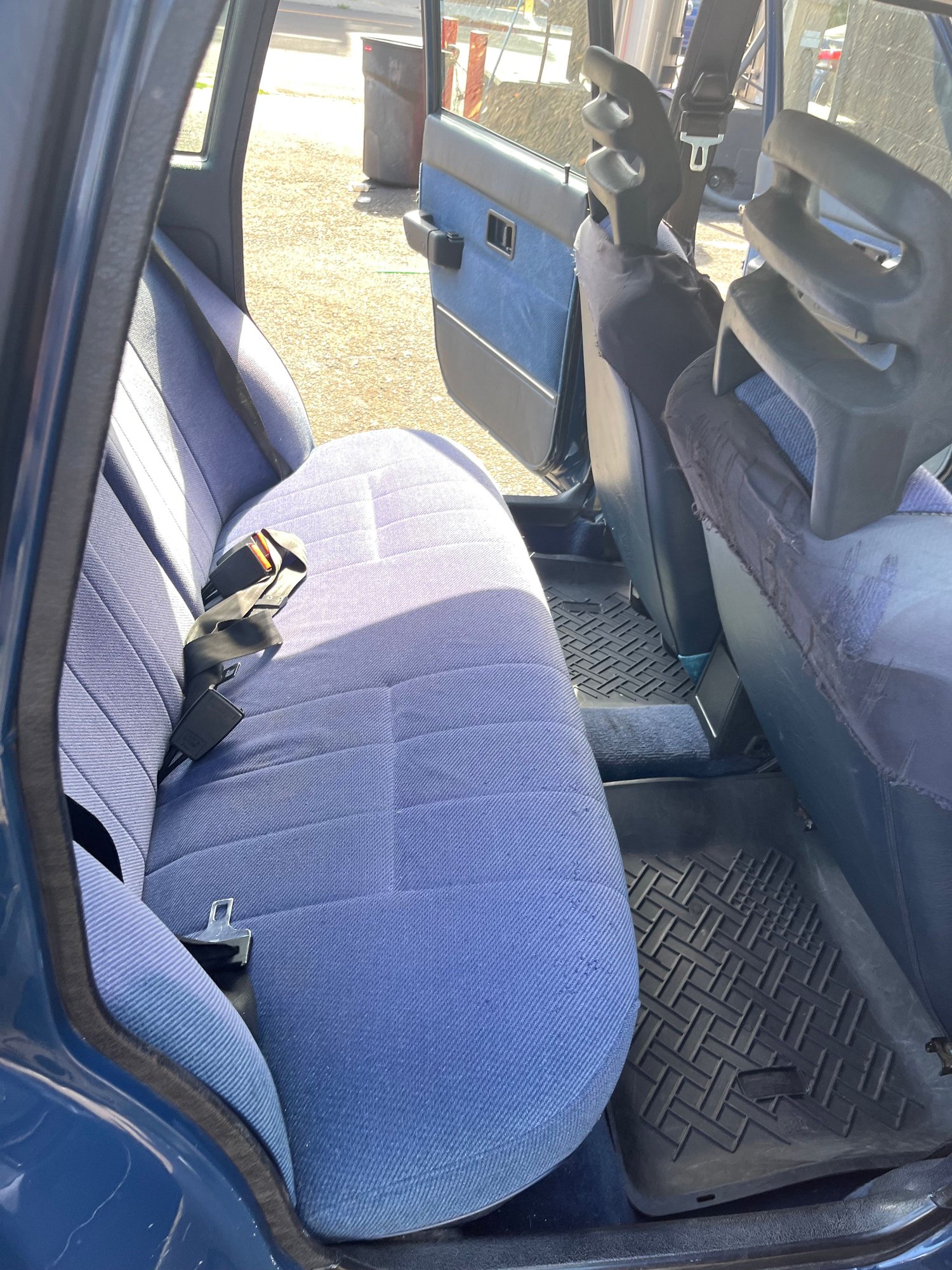 1992 Volvo 240 - 1992 Volvo 240 Sedan Atlantic Blue - Used - VIN YV1AS8813N1477592 - 158,600 Miles - 4 cyl - 2WD - Automatic - Sedan - Blue - Oakland, CA 94608, United States