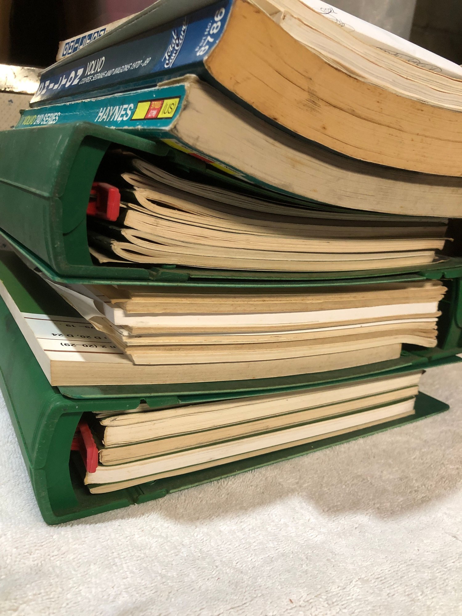 Miscellaneous - ~30 Volvo Gas+Diesel Factory Manuals, 2 Clinton's, 1 Haynes, 2 sets of Museum docs - Used - 1980 Volvo 240 - Stony Brook, NY 11790, United States