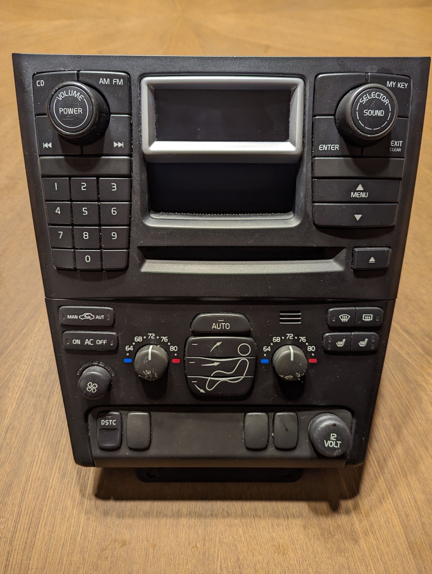 Audio Video/Electronics - Volvo XC90 Radio Unit & Climate Control Panel Heated Seats OEM - Used - 2001 to 2009 Volvo XC90 - Detroit, MI MI, United States