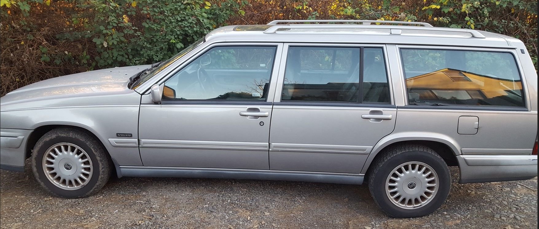 1995 Volvo 960 - 1995 Volvo 960 Wagon $2500 - Used - VIN YV1KW9611S1019238 - 255,000 Miles - 6 cyl - 2WD - Automatic - Wagon - Silver - Camas, WA 98607, United States