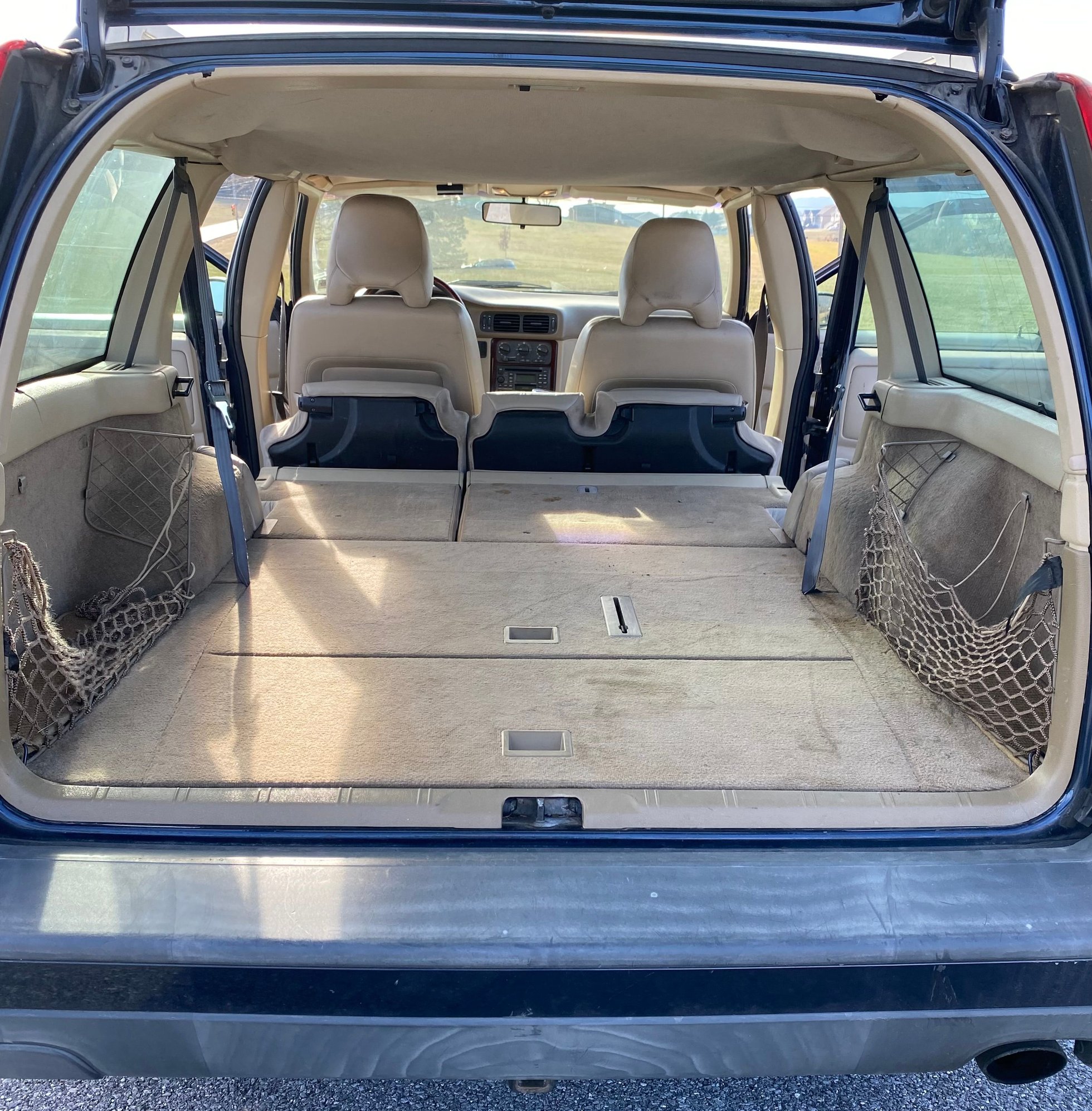 2000 Volvo V70 - FOR SALE: 2000 Volvo V70 Special Edition AWD wagon - Used - Hedgesville, WV 25427, United States