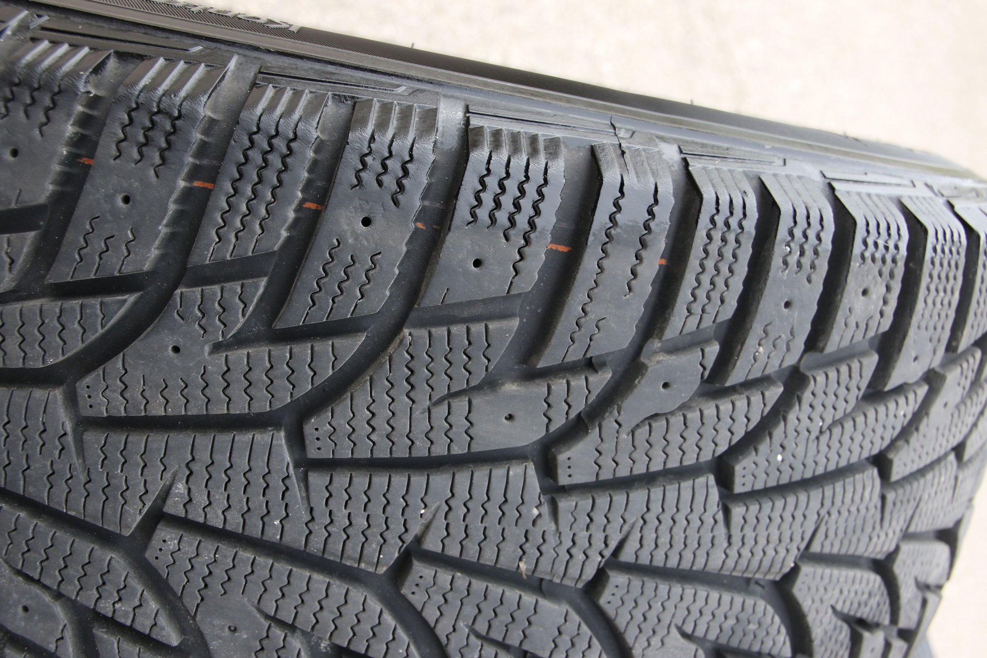 Wheels and Tires/Axles - 4 Snow tires, mounted on rims and balanced - Used - 2012 to 2022 Volvo S60 - Kitchener, ON N2C0B4, Canada